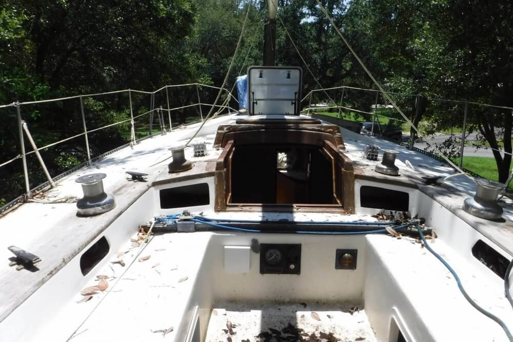 SOLD Creekmore 34' boat in Pass Christian, MS 155336